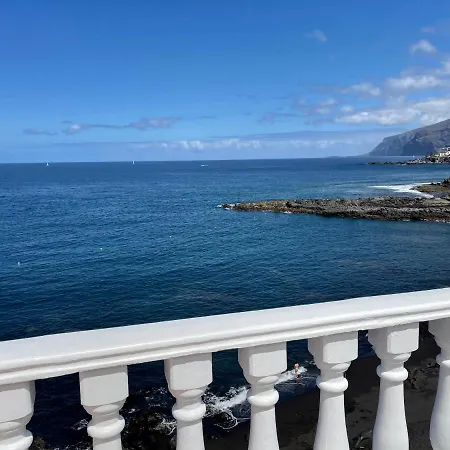 Villa Luxury Gigantes